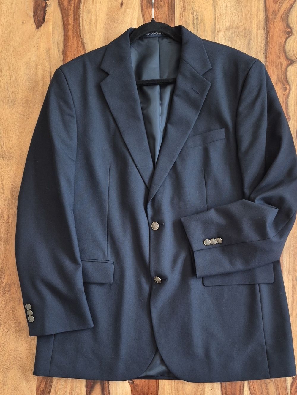 Dockers 45% Wool blend Smooth Blazer With Logo Accent Buttons Sz 42 Long